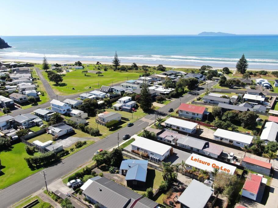 Leisure On Leo Villa Waihi Exterior photo