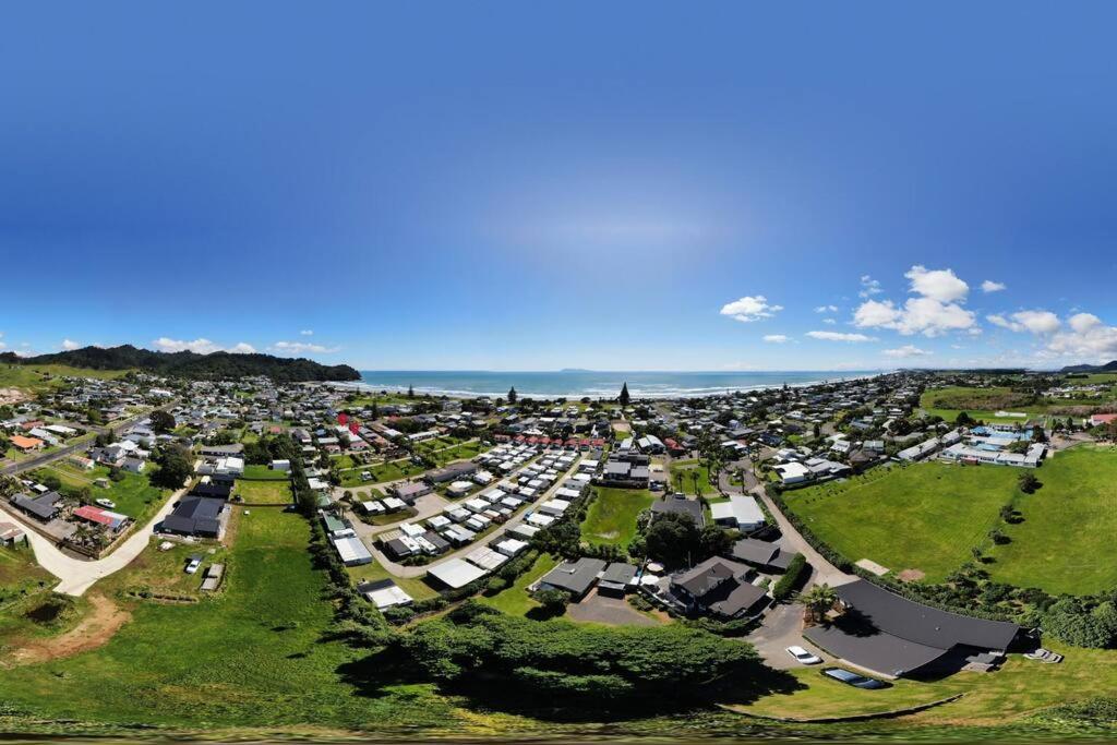 Leisure On Leo Villa Waihi Exterior photo